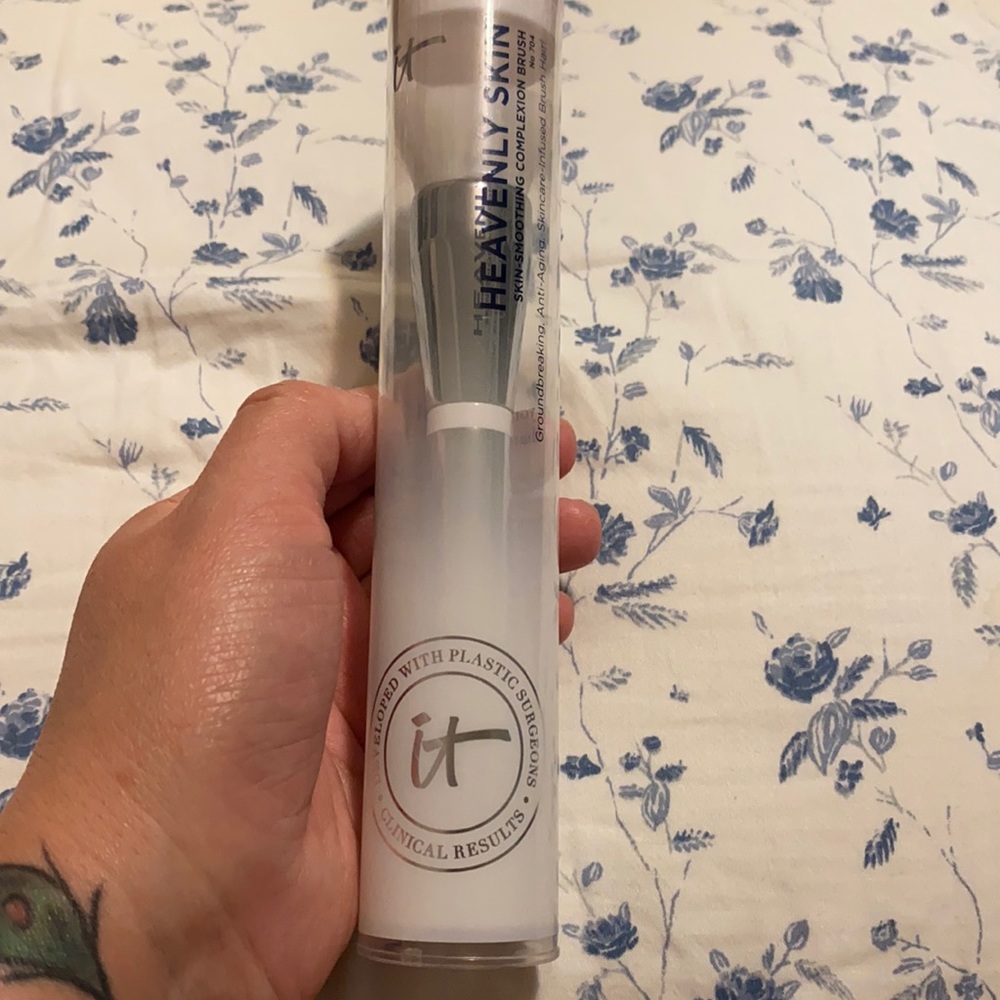 it Heavenly Skin Brush